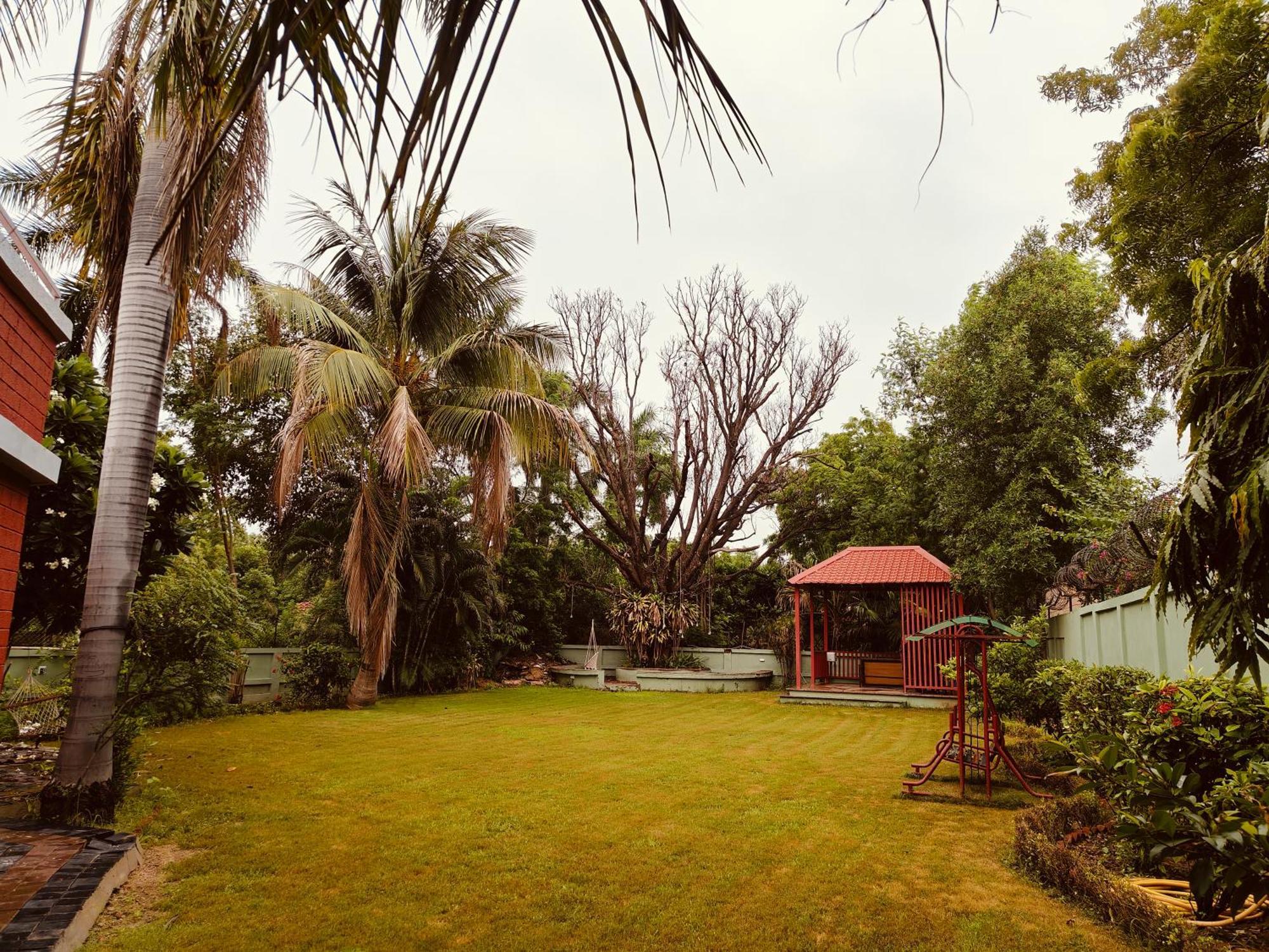 The Palm Retreat Ahmedabad Villa Sanand Exterior photo