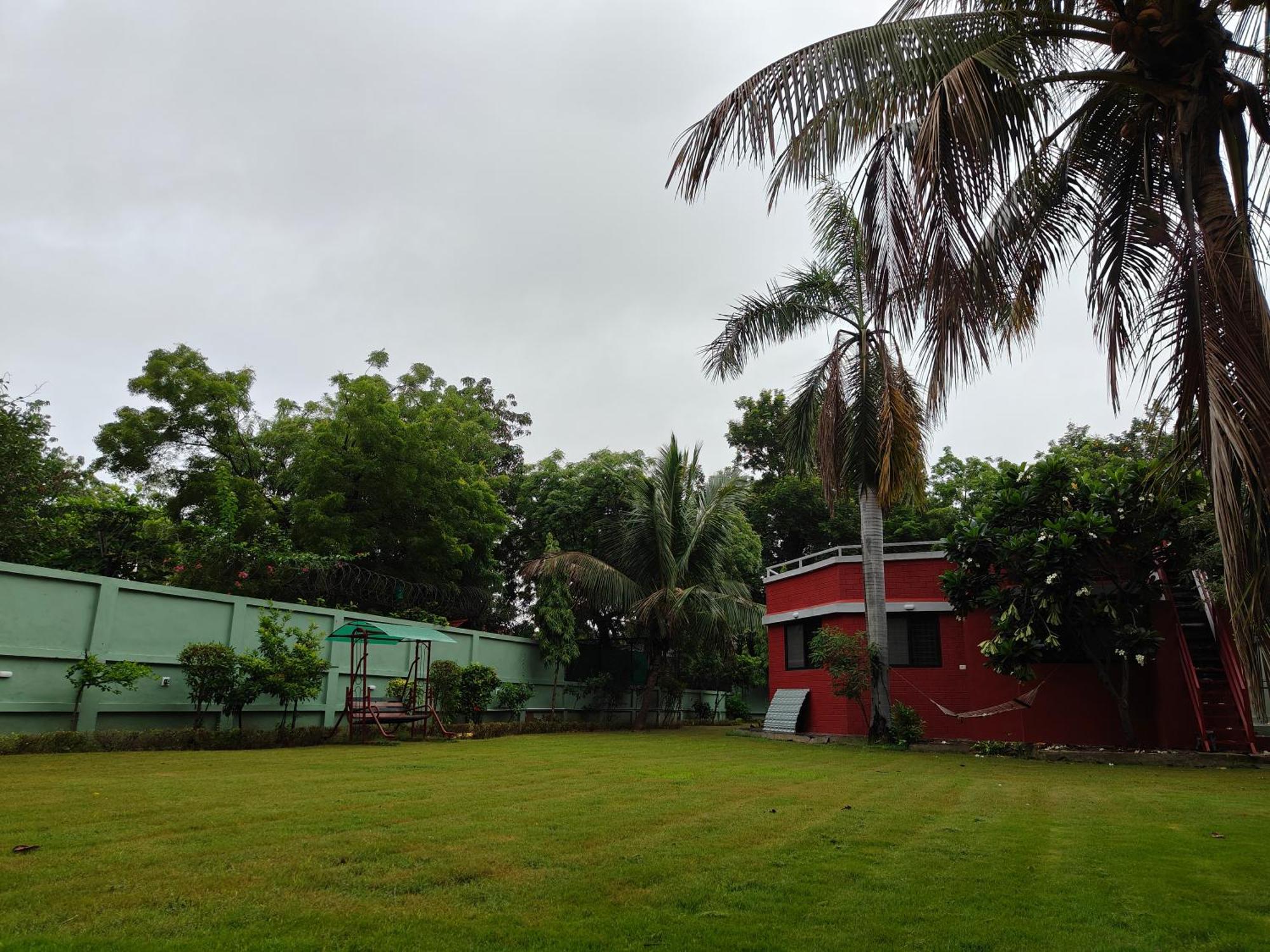 The Palm Retreat Ahmedabad Villa Sanand Exterior photo